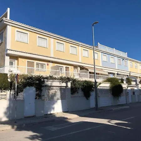 Holiday home Solo Familias Duplex En Gandia