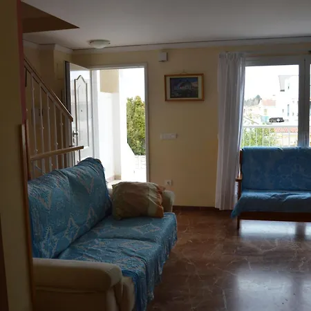 Holiday home Solo Familias Duplex En *